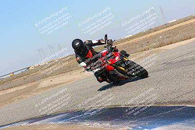 media/Mar-07-2022-Fun Track Dayz (Mon) [[9cc4a7dca7]]/Novice Group/145pm (Grapevine)/
